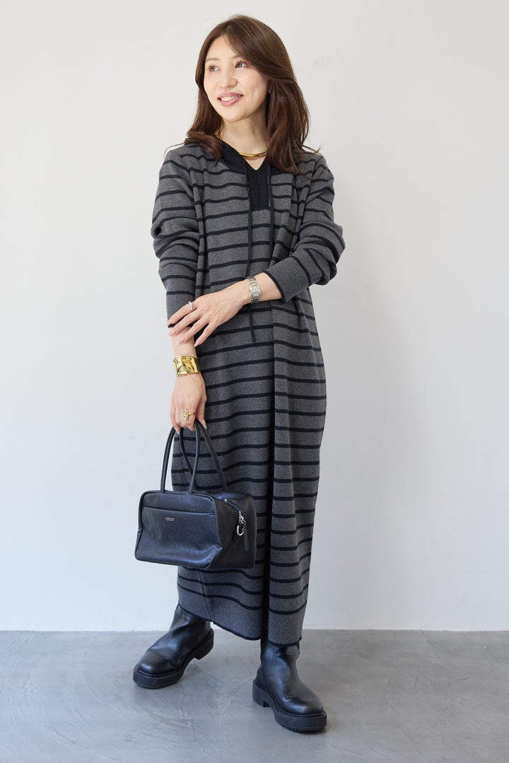 ロングレングス フーディニットワンピース