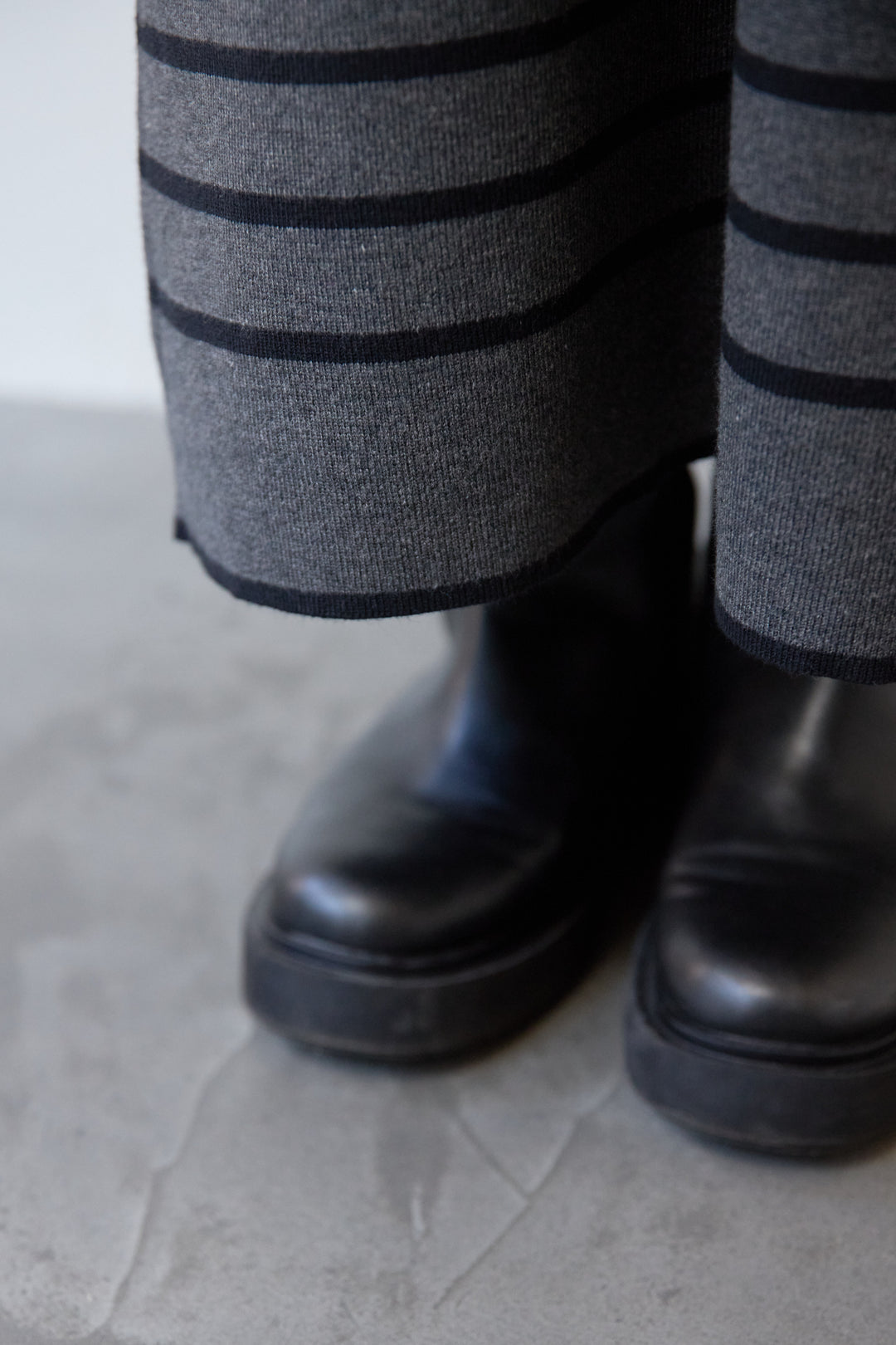 ロングレングス フーディニットワンピース