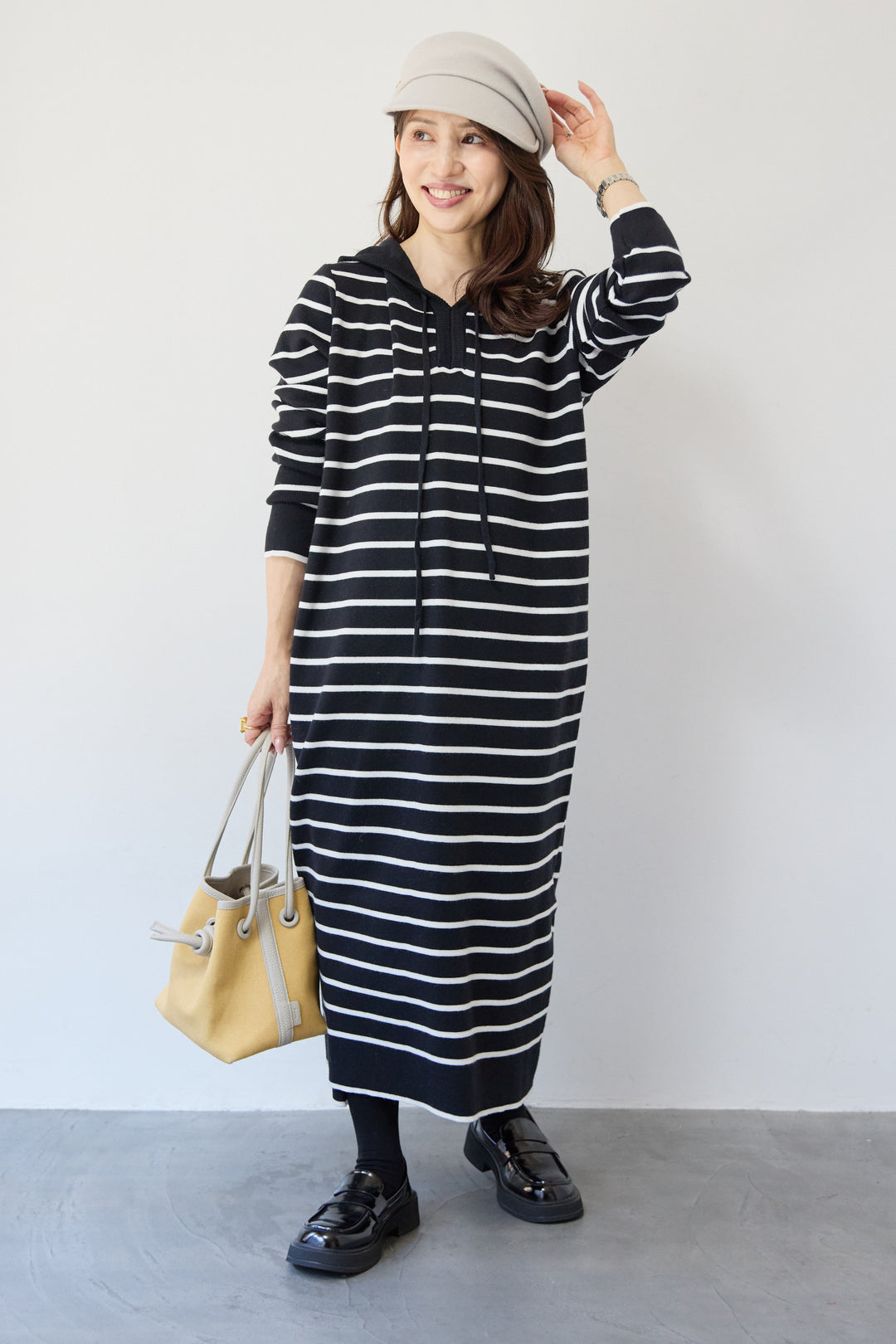 ロングレングス フーディニットワンピース