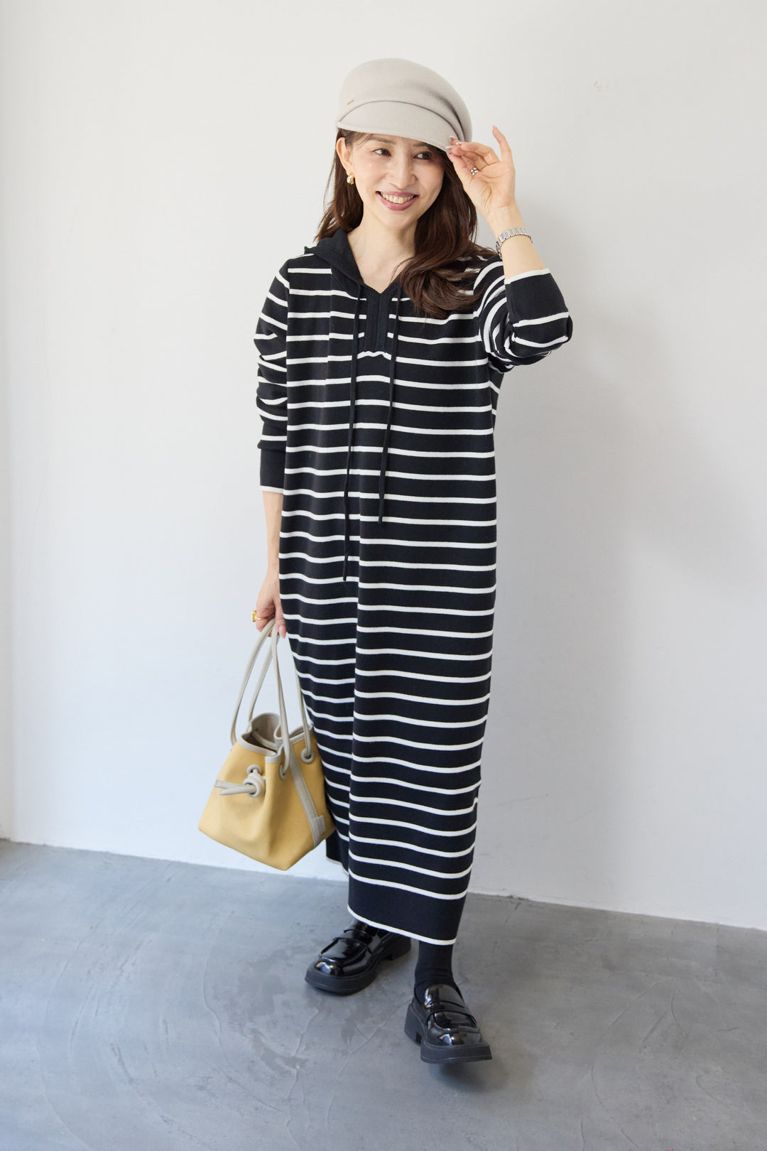 ロングレングス フーディニットワンピース