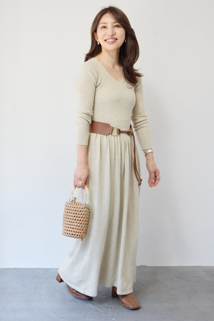 フレアリブニットワンピース