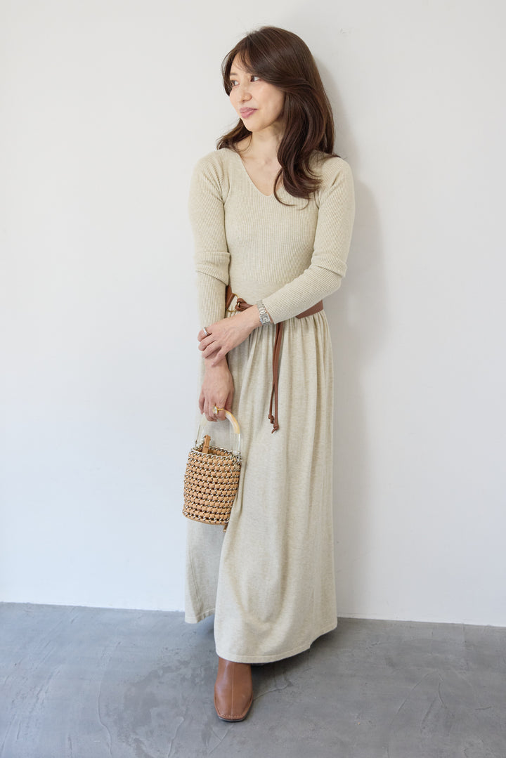 フレアリブニットワンピース