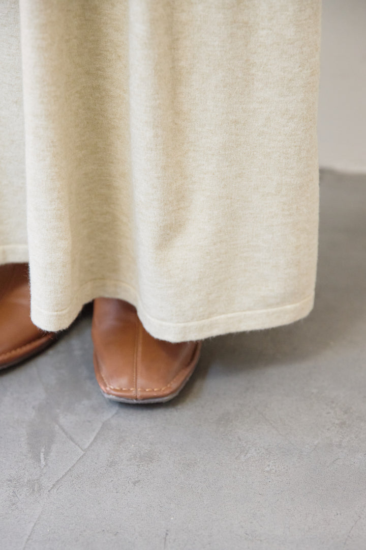 フレアリブニットワンピース