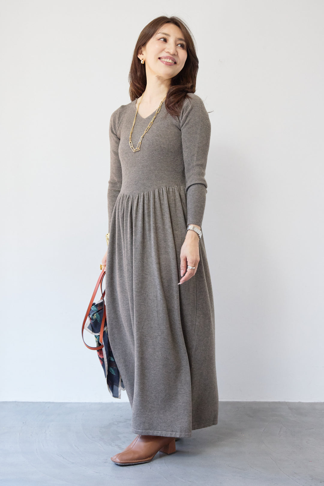 フレアリブニットワンピース