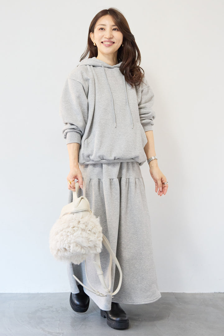 ライトウェイトフレアスウェットセットアップ
