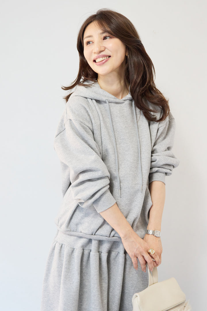 ライトウェイトフレアスウェットセットアップ