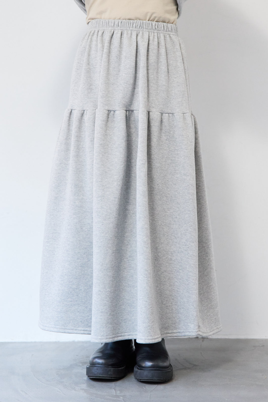 ライトウェイトフレアスウェットセットアップ