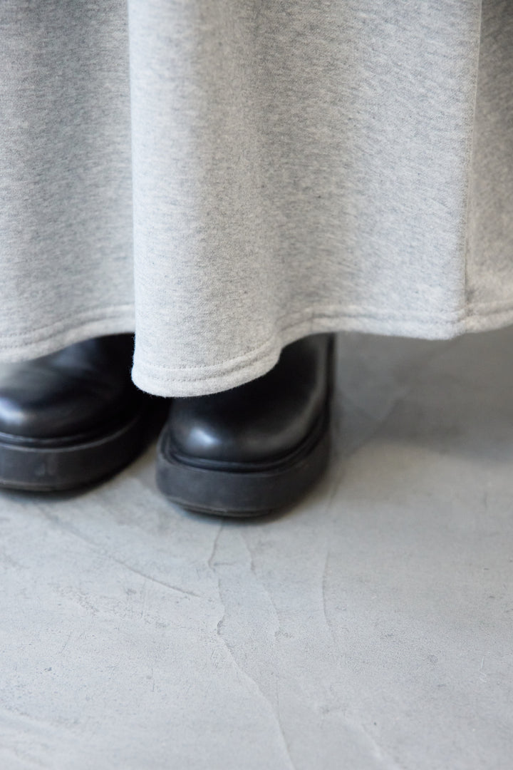 ライトウェイトフレアスウェットセットアップ