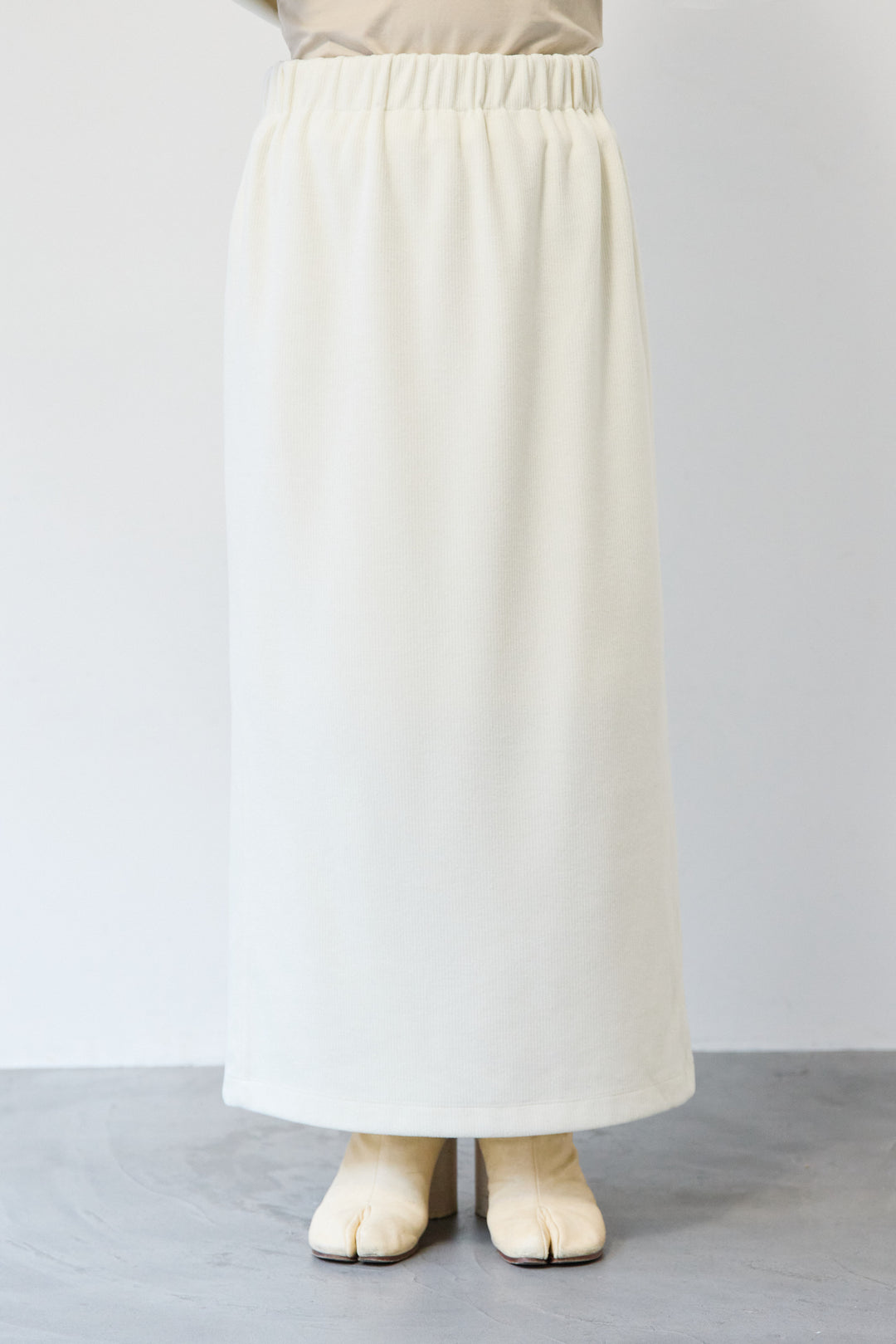 ニットコーデュロイストレートスカート