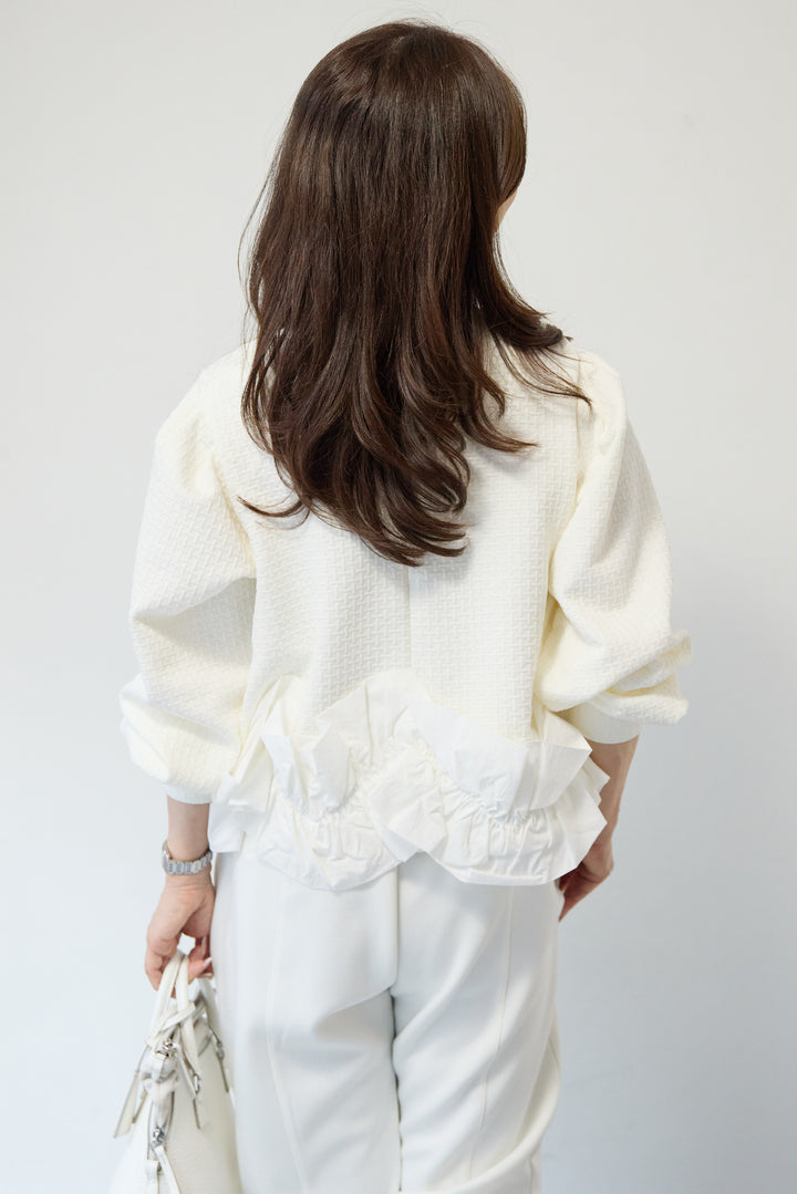 ふくれジャガードフリルヘムプルオーバー