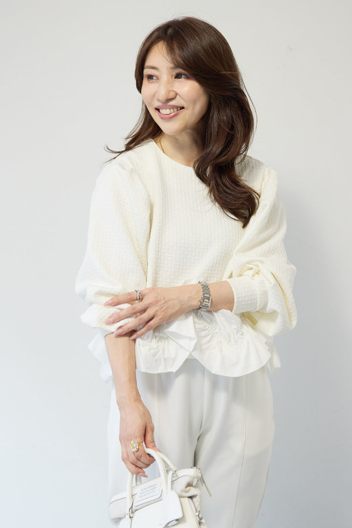 ふくれジャガードフリルヘムプルオーバー