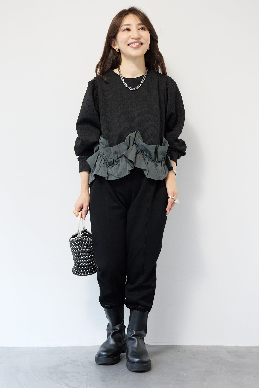 [SET]ふくれジャガードフリルヘムプルオーバー+【REIKOコラボ】スウェット起毛ジョガーパンツ(2set)