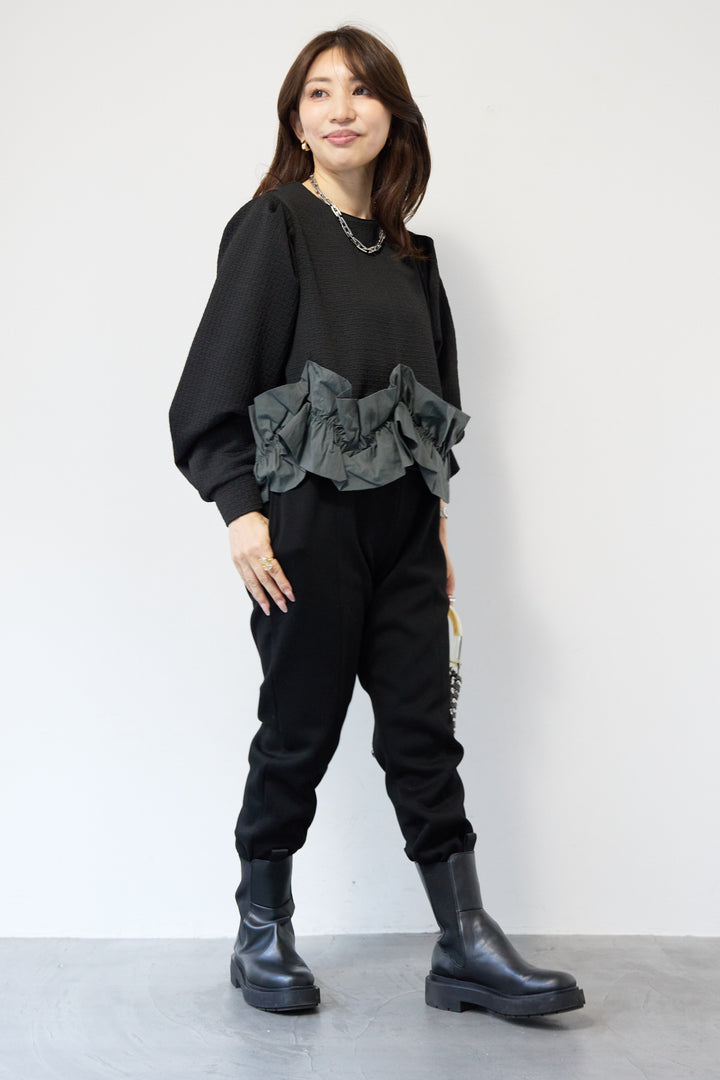 ふくれジャガードフリルヘムプルオーバー