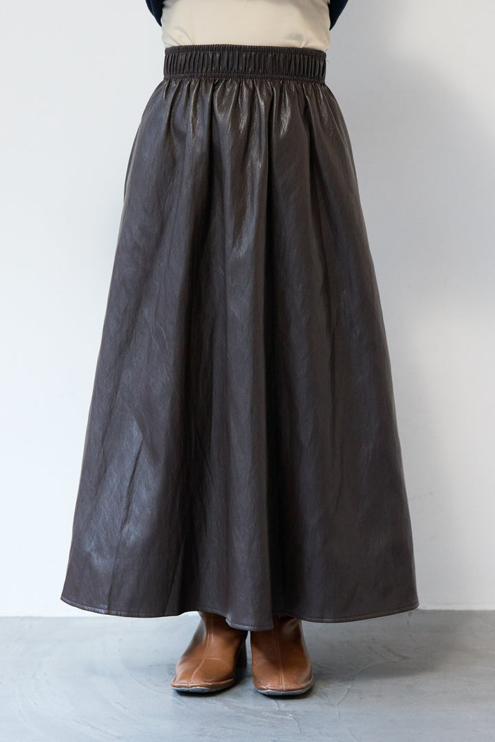 エコレザーフレアスカート