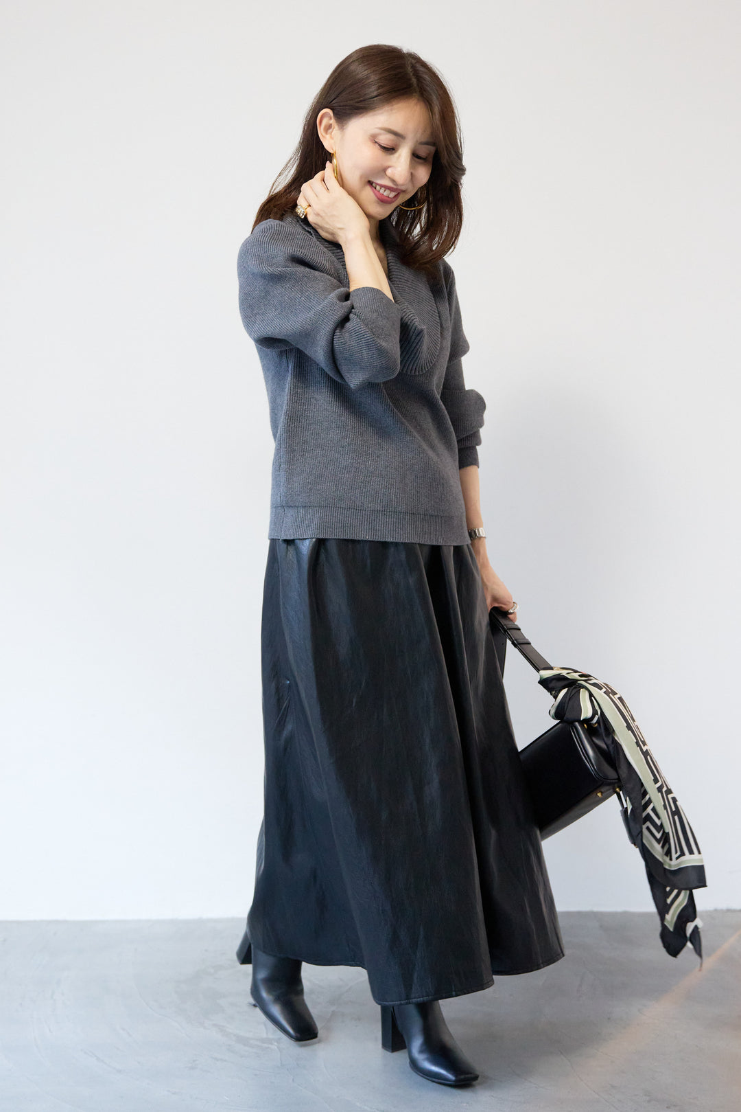 エコレザーフレアスカート