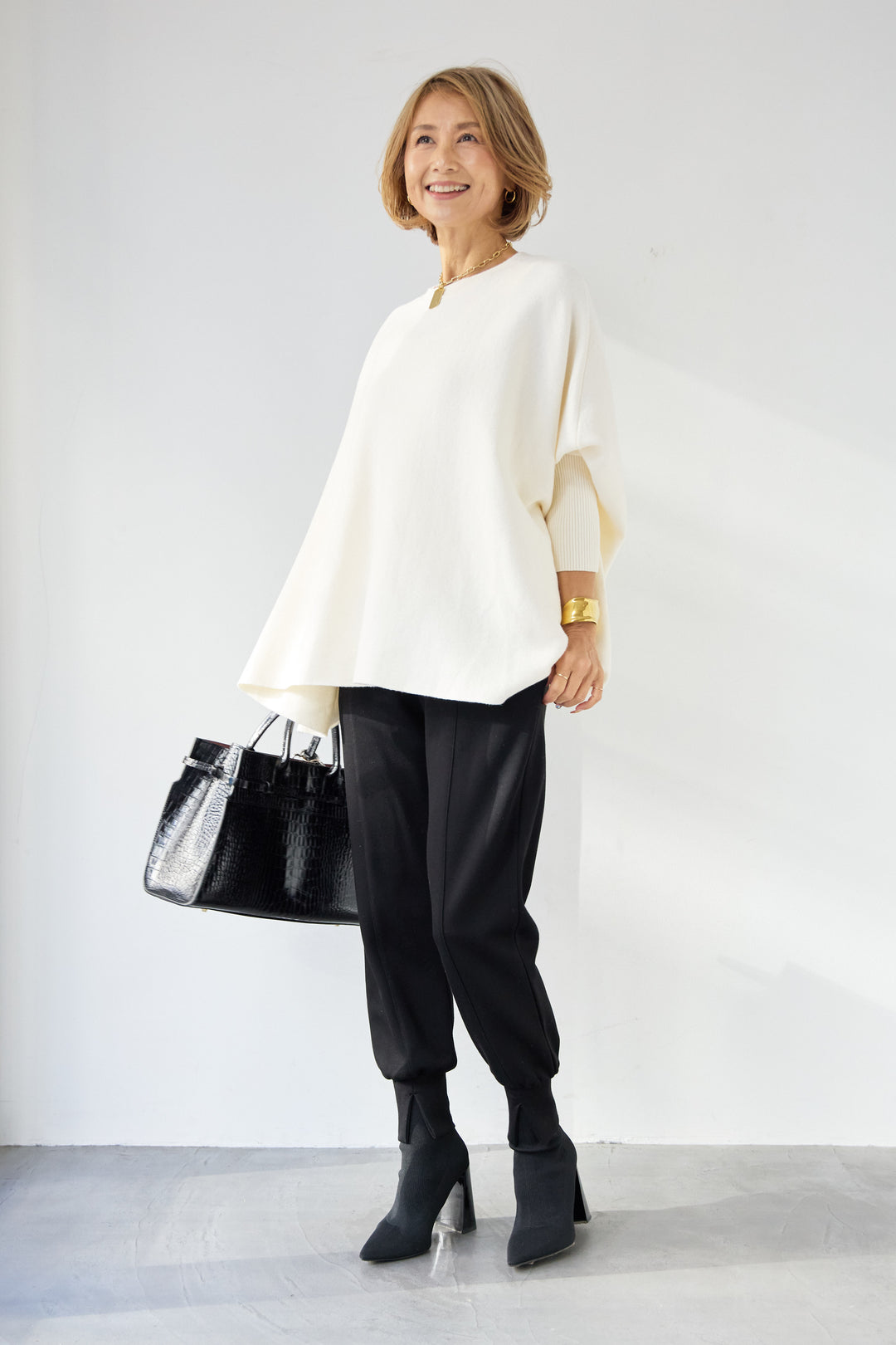 ウォッシャブルポンチョニット