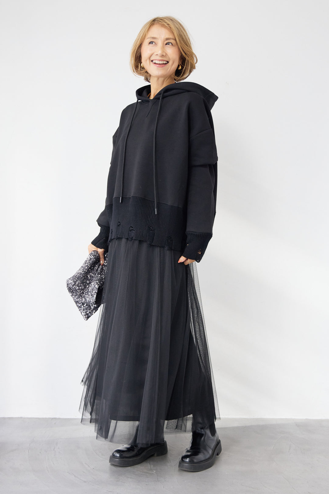 [SET]ダメージヘムデザインフーディ+チュールギャザースカート(2set)