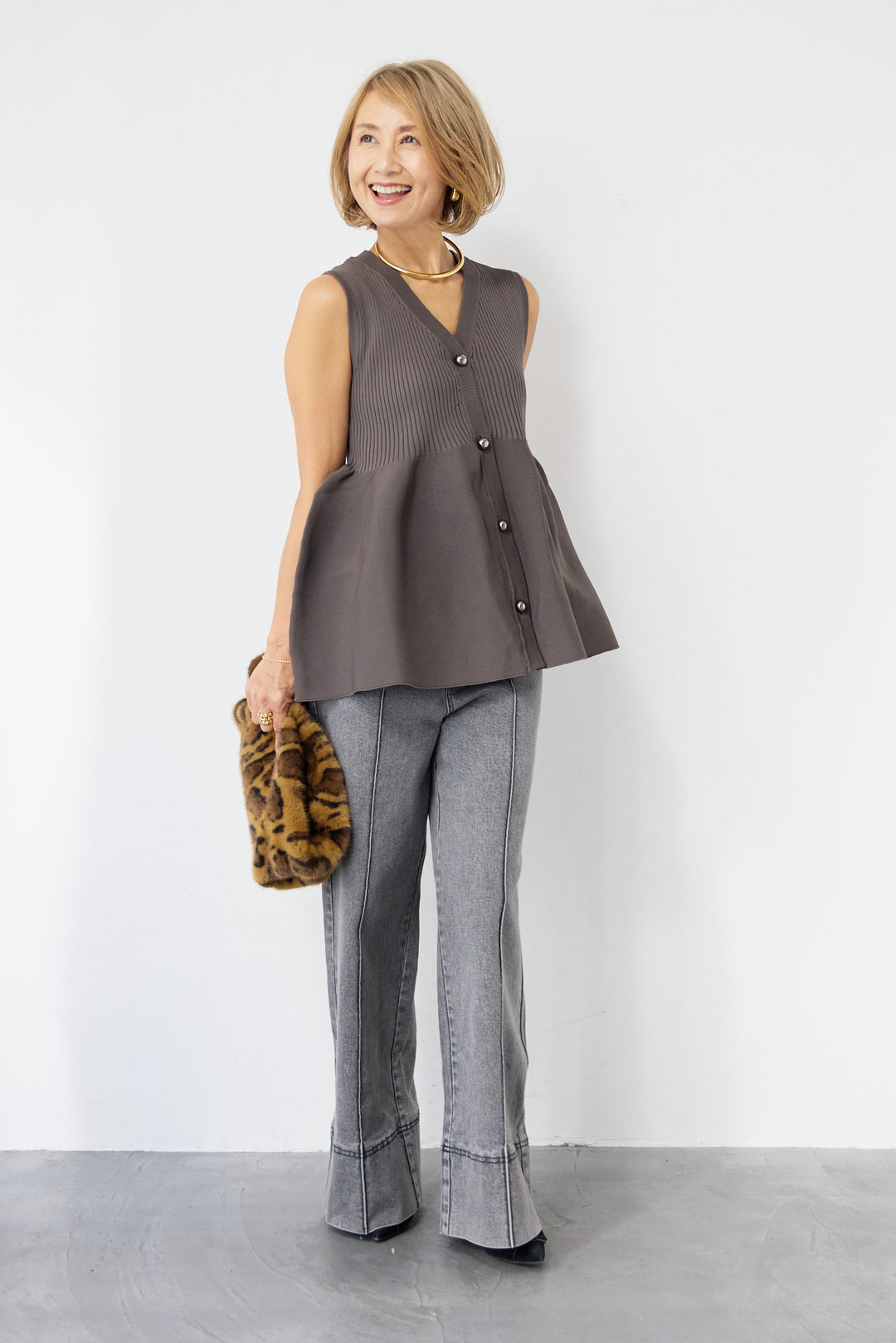 リブペプラムニット