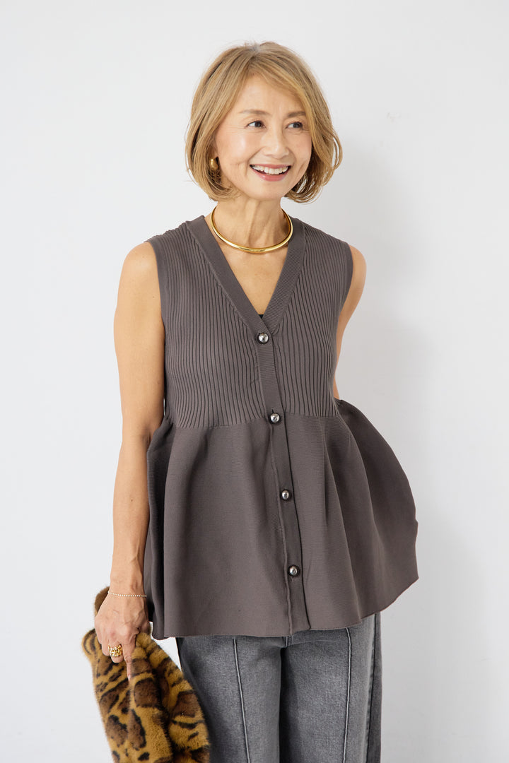 リブペプラムニット