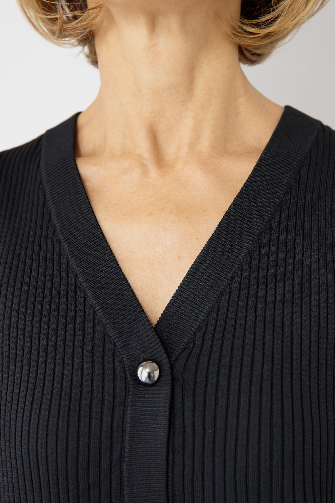 リブペプラムニット