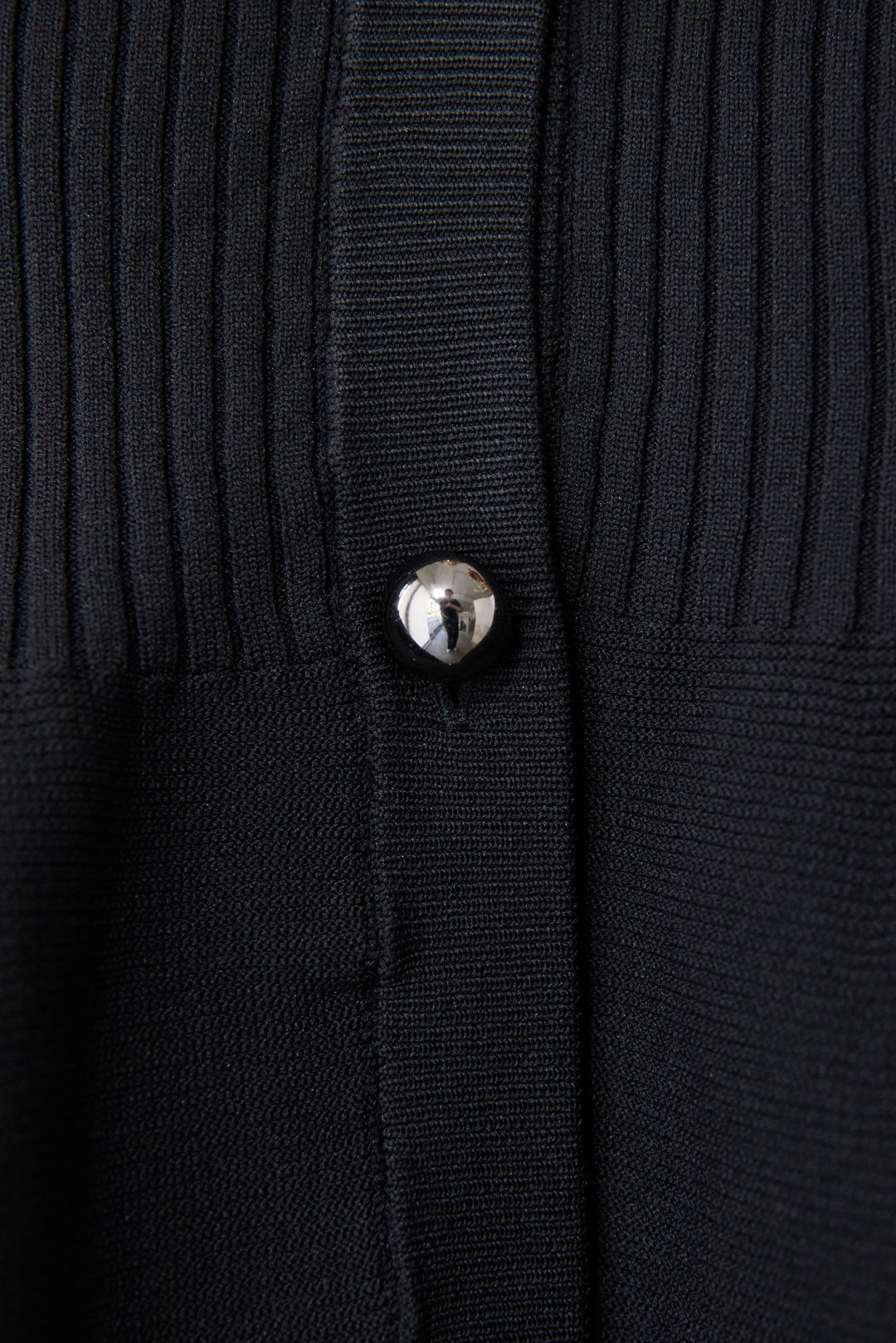 リブペプラムニット