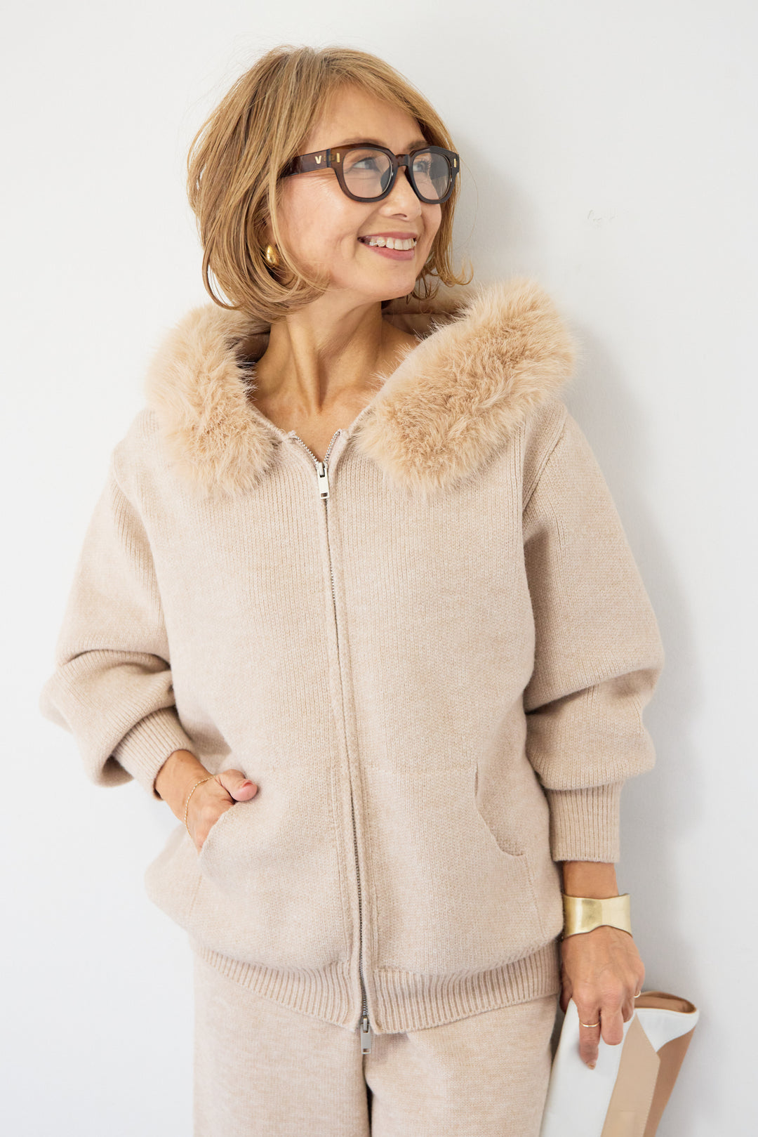 ファーフードジップニットパーカーセットアップ