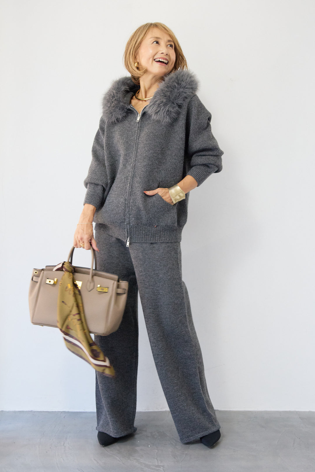 ファーフードジップニットパーカーセットアップ