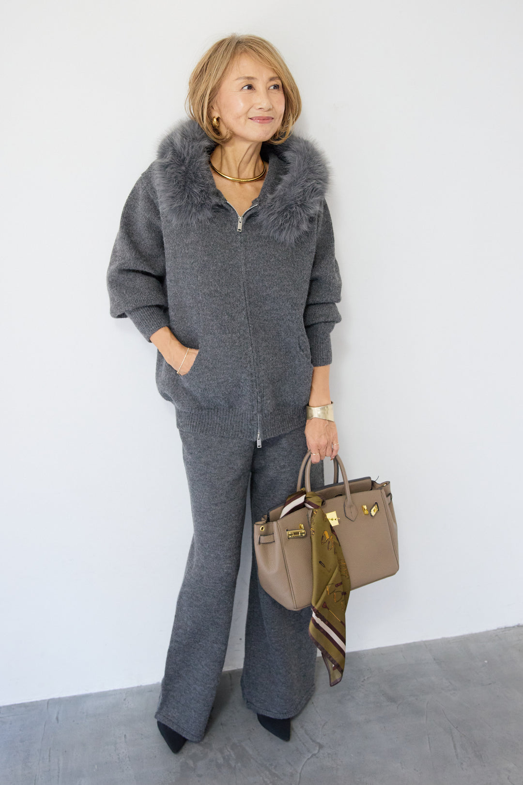 ファーフードジップニットパーカーセットアップ