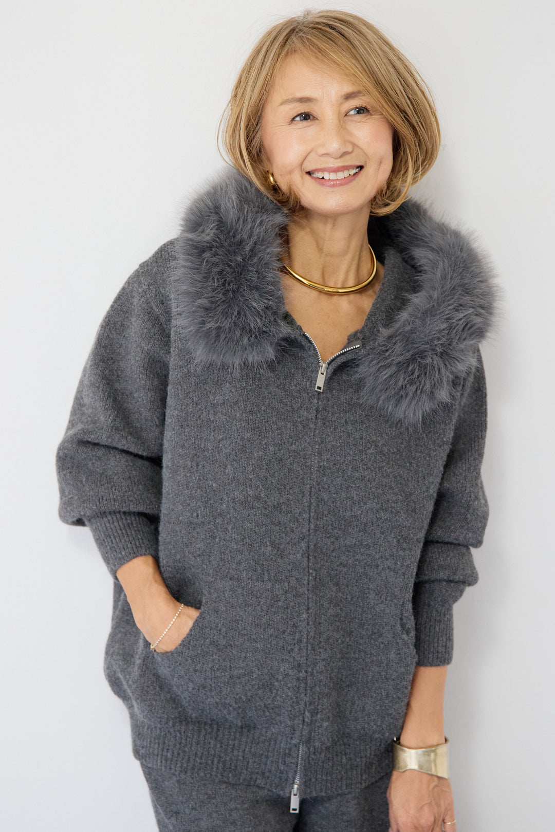 ファーフードジップニットパーカーセットアップ