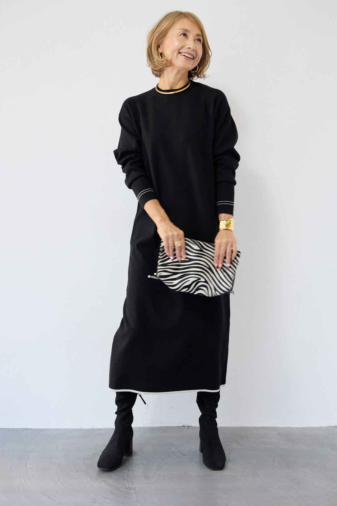 【防静電気】配色ラインやわもちニットクルーネックワンピース