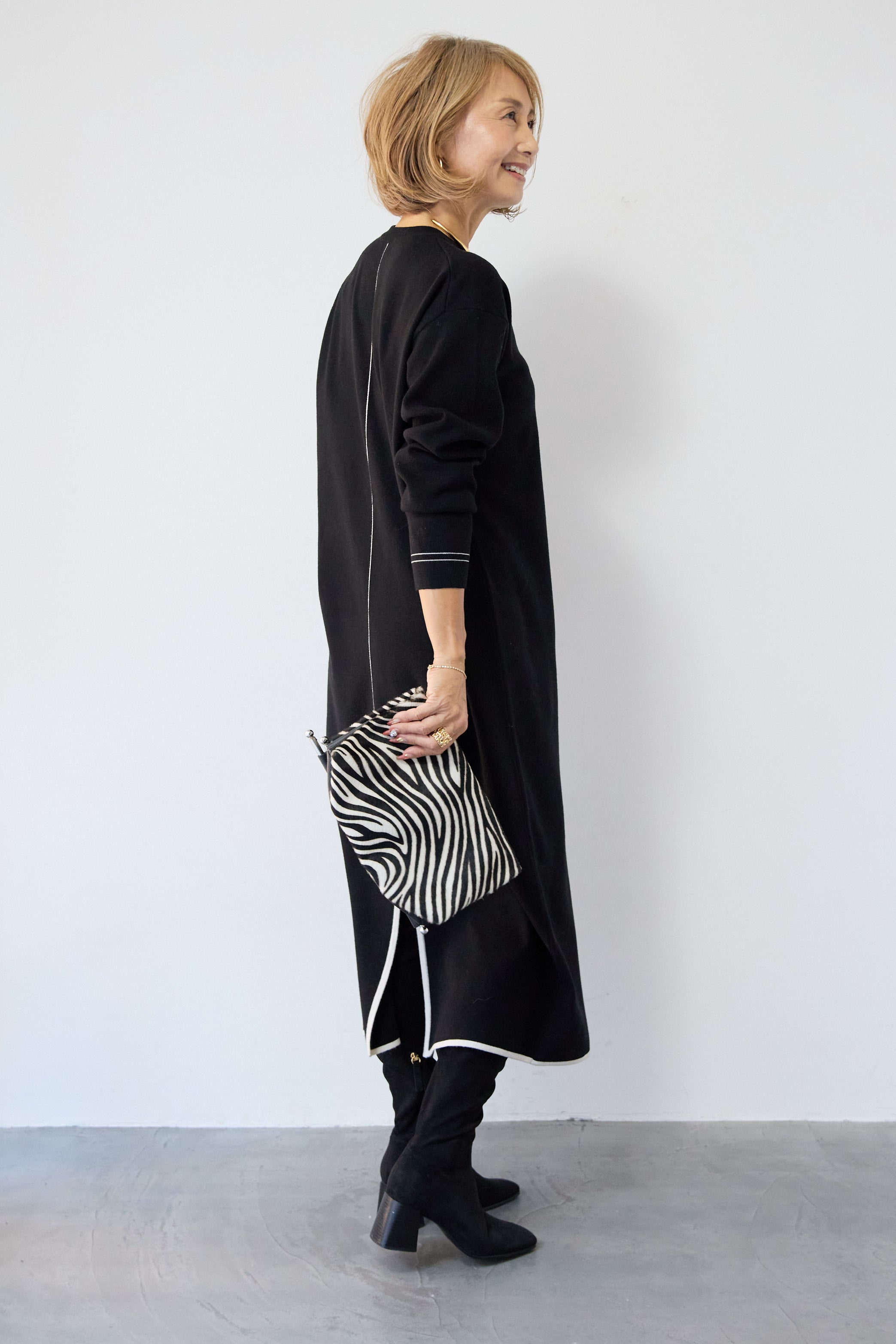 防静電気】配色ラインやわもちニットクルーネックワンピース – plusotoha