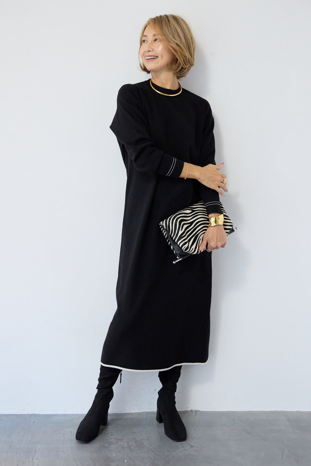 【防静電気】配色ラインやわもちニットクルーネックワンピース