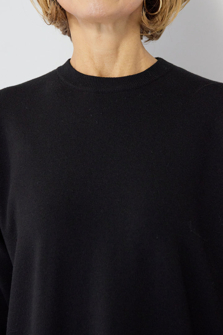 【防静電気】配色ラインやわもちニットクルーネックワンピース