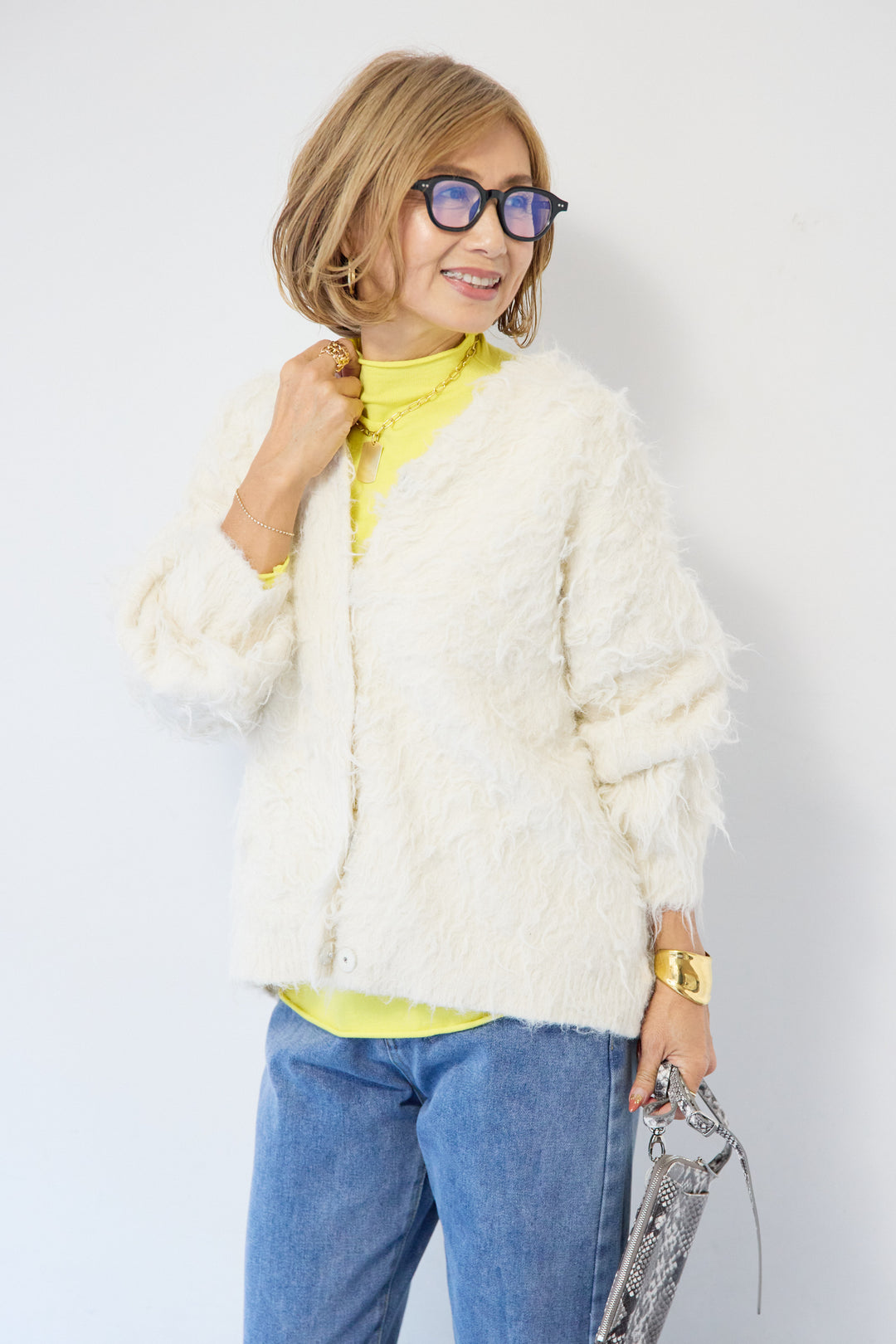 ロールエッジタートルニット