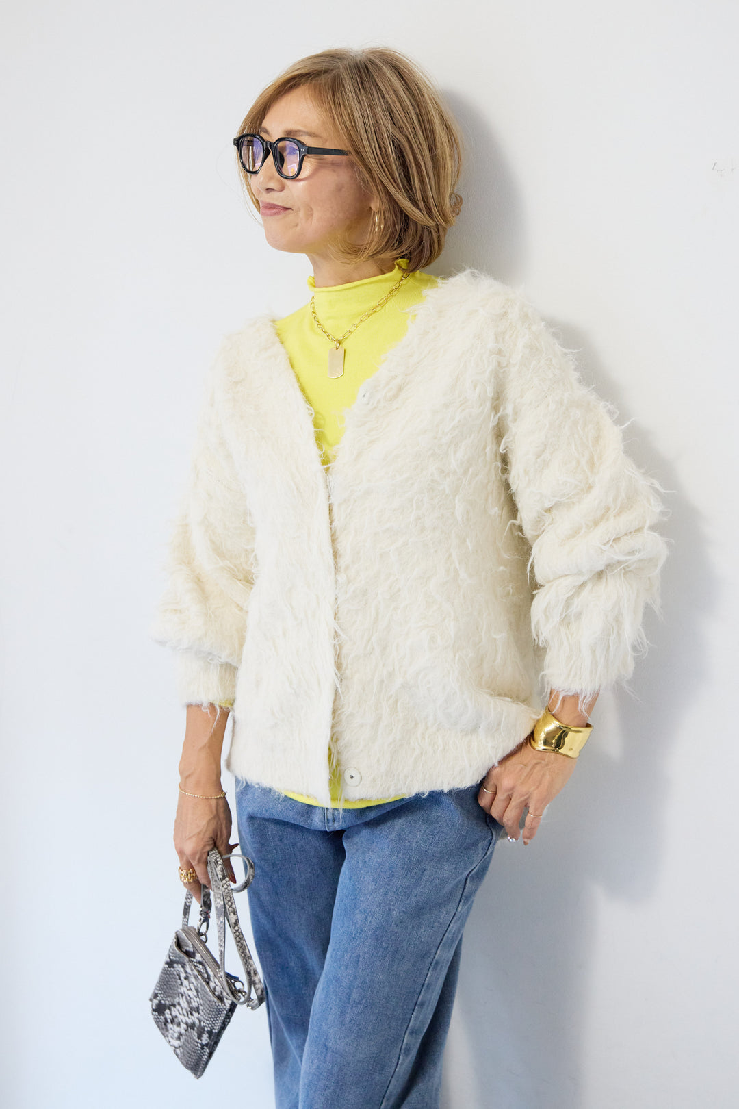 ロールエッジタートルニット