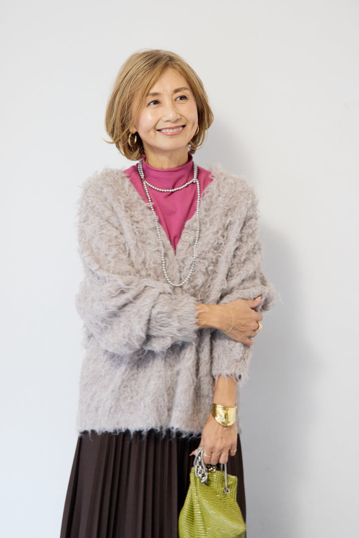 ロールエッジタートルニット