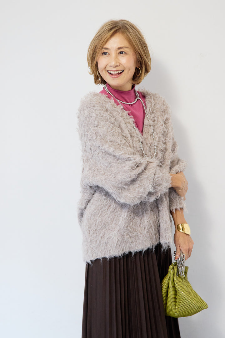 ロールエッジタートルニット