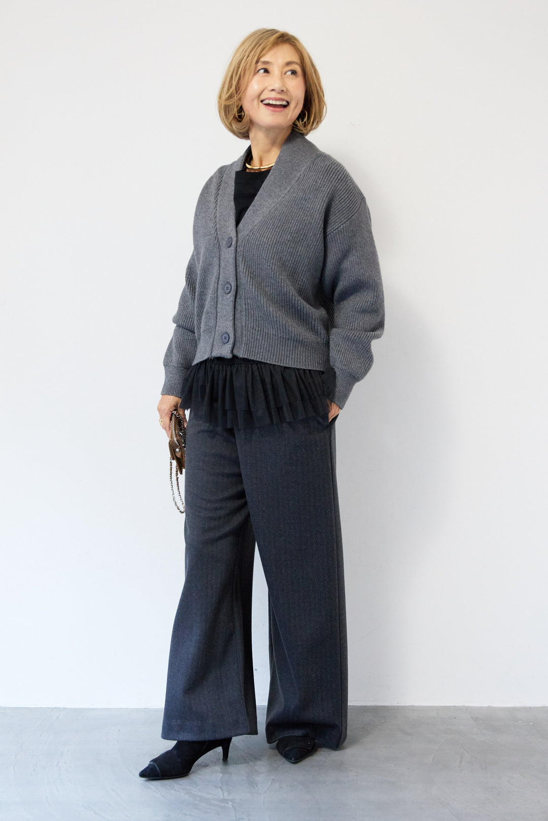 ショートニリブットカーディガン