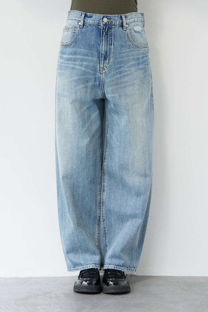 ウォッシャブルコクーンデニムパンツ