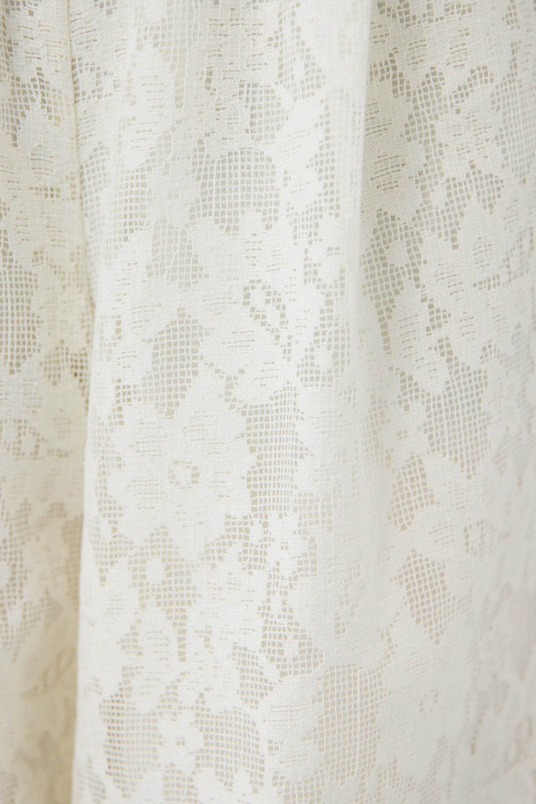 フラワーエンブロイダリーワイドパンツ