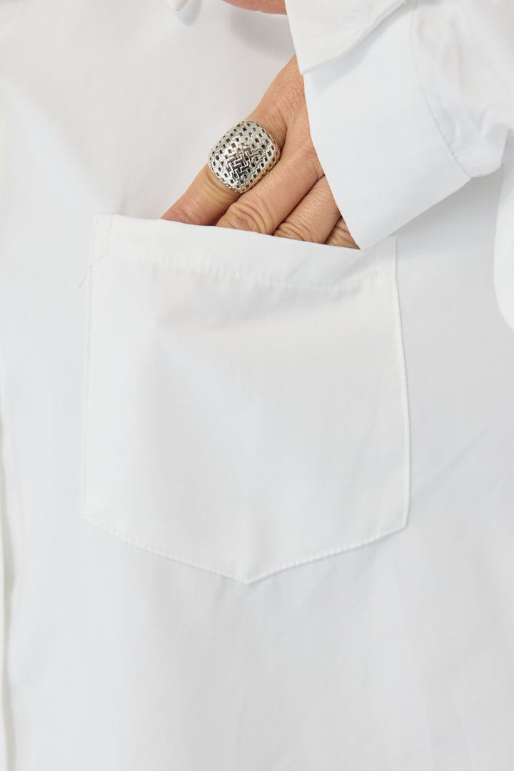 バックドロストシャツ