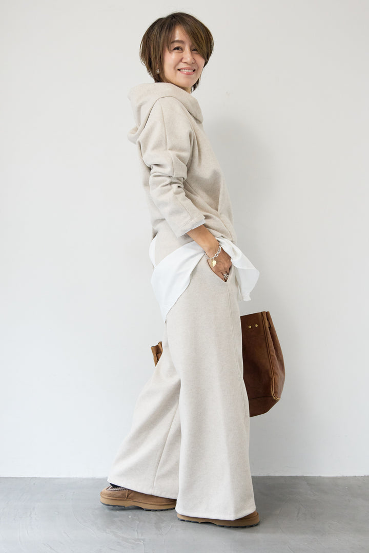 タックヘムメルトンフーディ