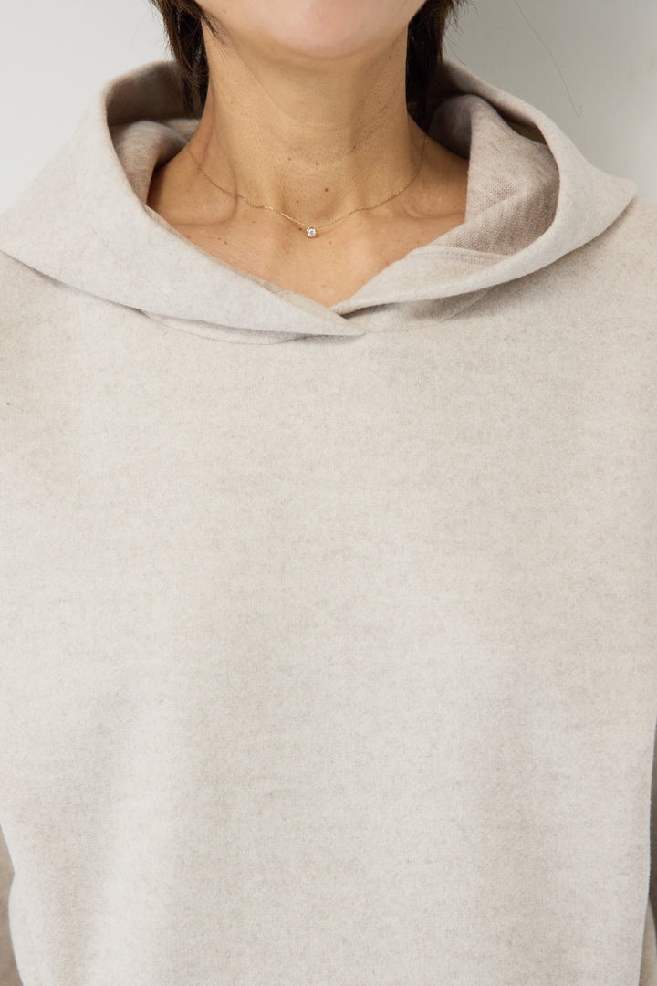 タックヘムメルトンフーディ