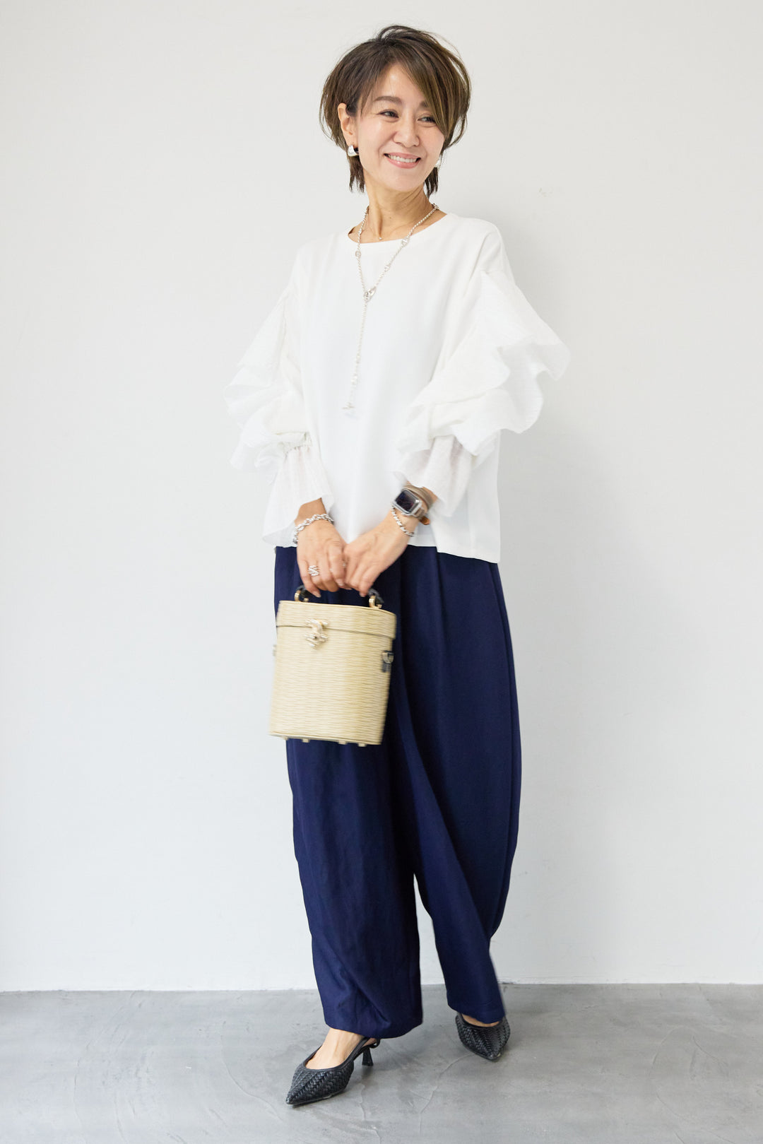 ラッフルスリーブブラウス