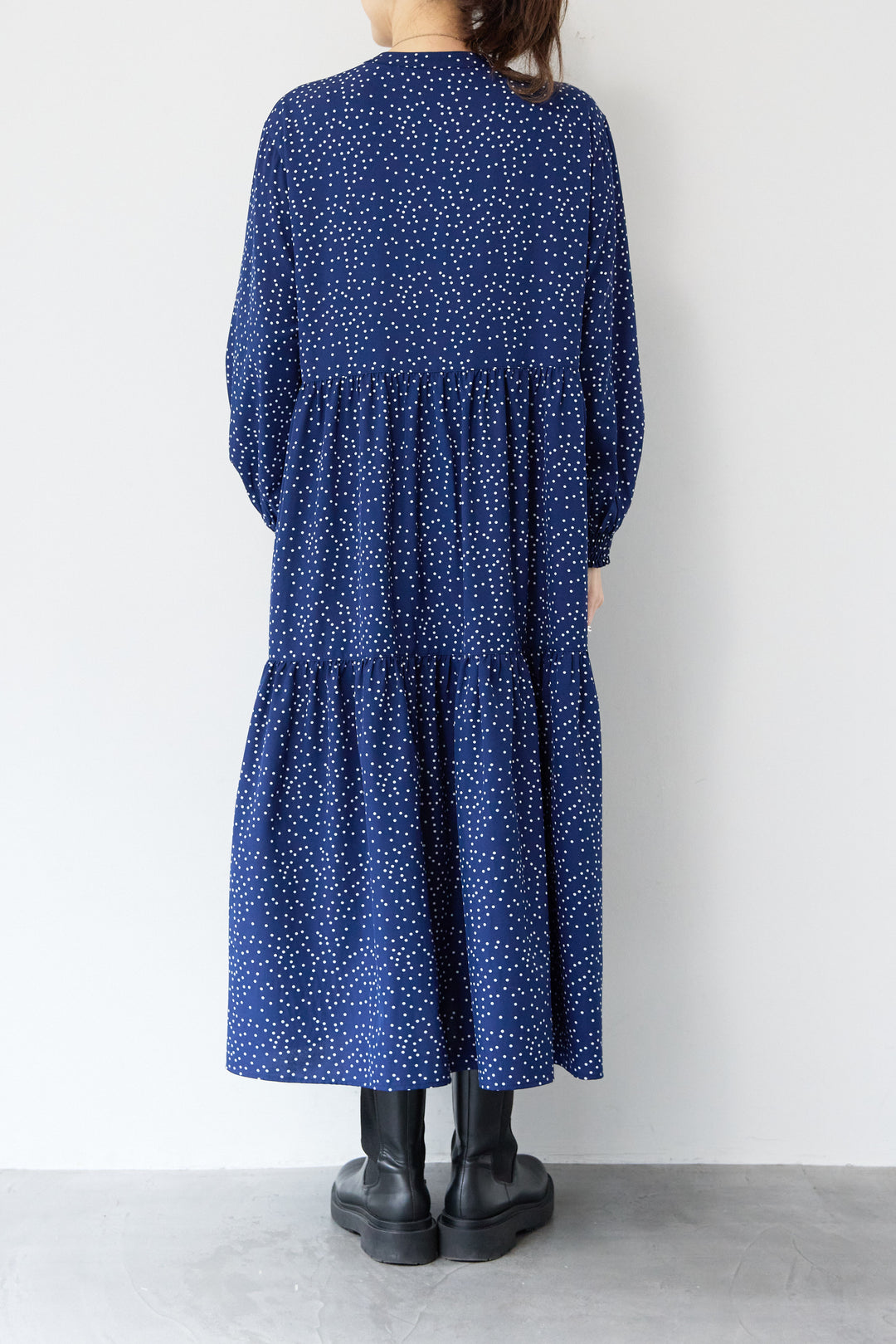 ドット柄ティアードワンピース