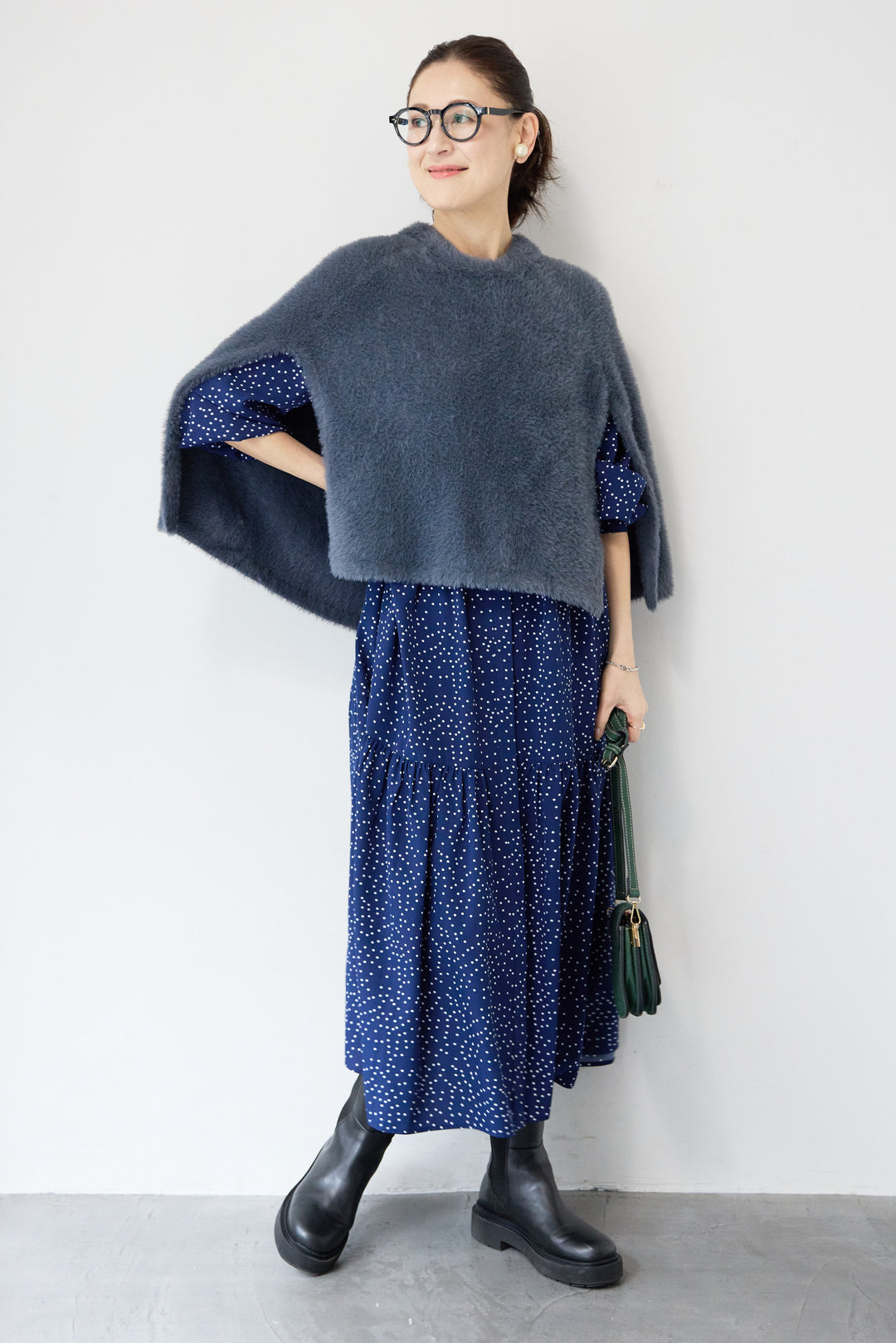 ナイロンフェザーニットケープ