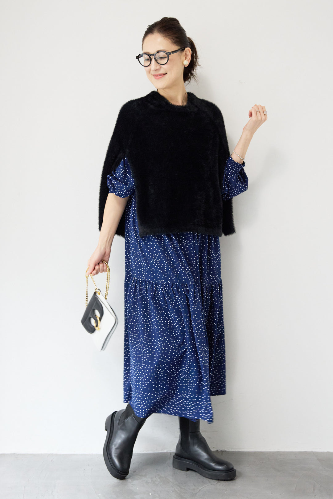 [SET]ドット柄ティアードワンピース+ナイロンフェザーニットケープ(2set)