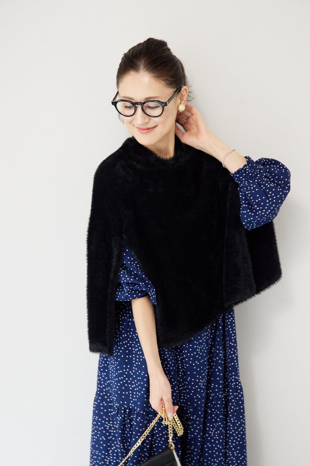 ナイロンフェザーニットケープ