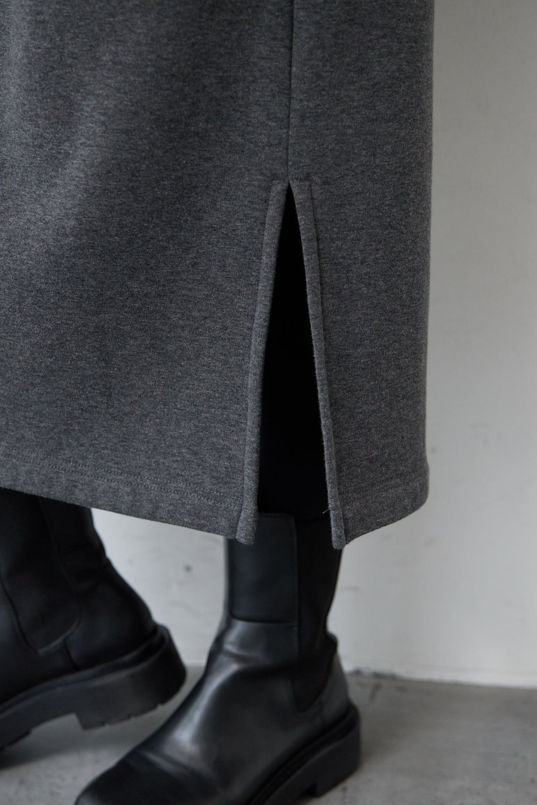 裏起毛バックジップワンピース