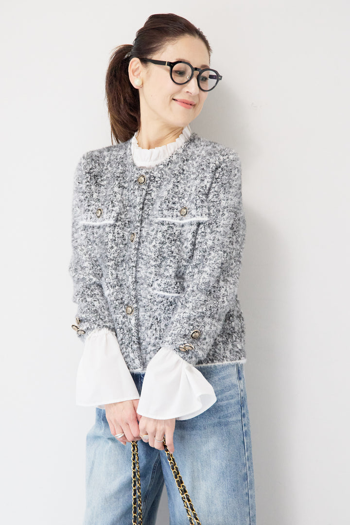 金ボタンニットジャケット